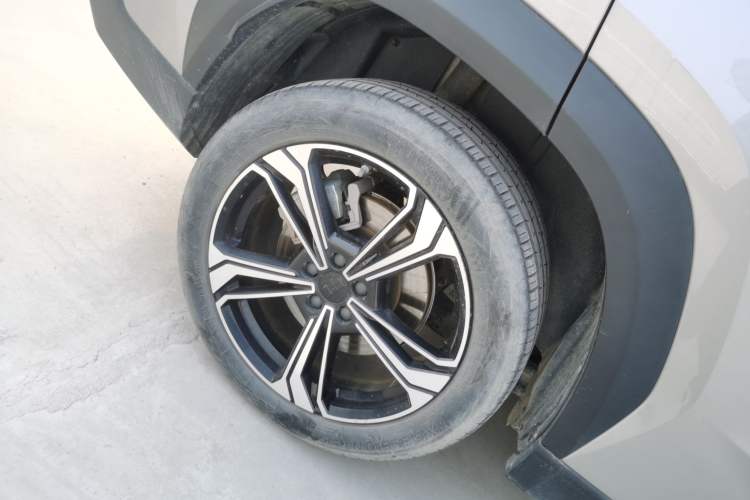 Used Geely Galaxy L7 2023 1.5T 115 km Starship