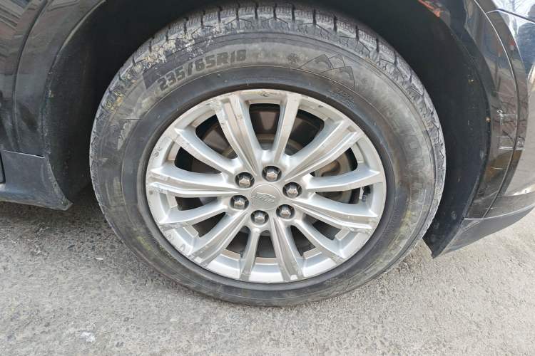 Used Cadillac XT5 2018 28E Four-Wheel Drive Tech Version
