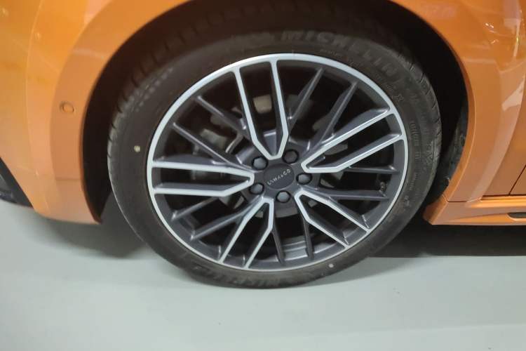 Used Lynk & Co 02 Hatchback 2021 2.0TD Halo Driving Control Kit Edition
