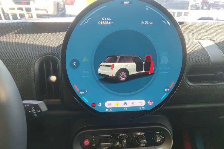 Used Changan MINI 2025 1.5T COOPER Classic Edition Five-Door Version
