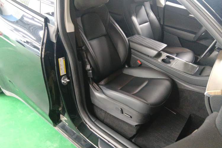 Used Tesla Model Y 2022 Rear-Wheel-Drive Version