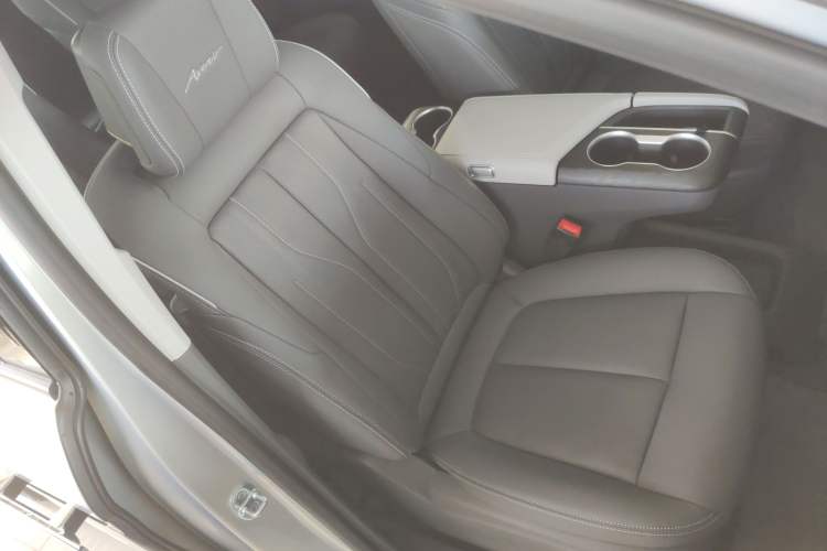 Used Buick GL8 2026 Model Lu Zun Smart Enjoyment Edition