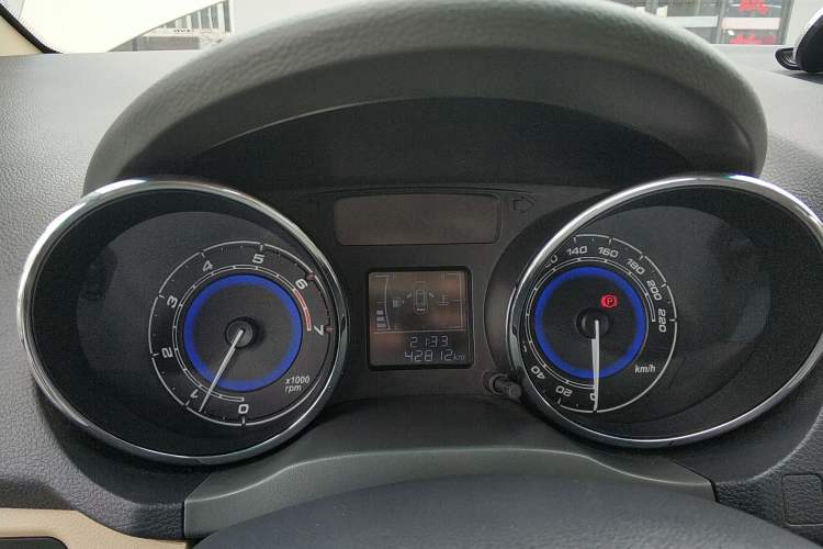 Used Chery E3 2015 1.5L Manual Fashion Model