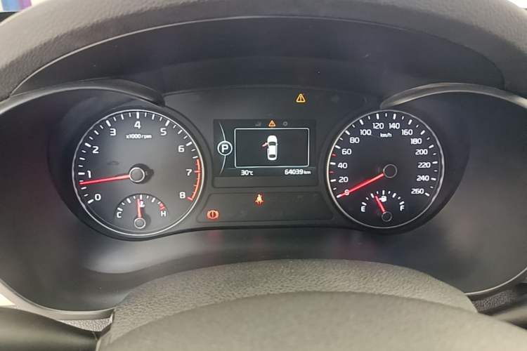 Used Kia K5 2016 2.0L Automatic LUX

