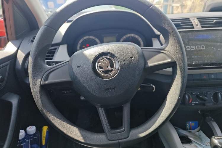 Used Skoda Fabia 2017 1.4L Automatic Car Enjoy Edition
