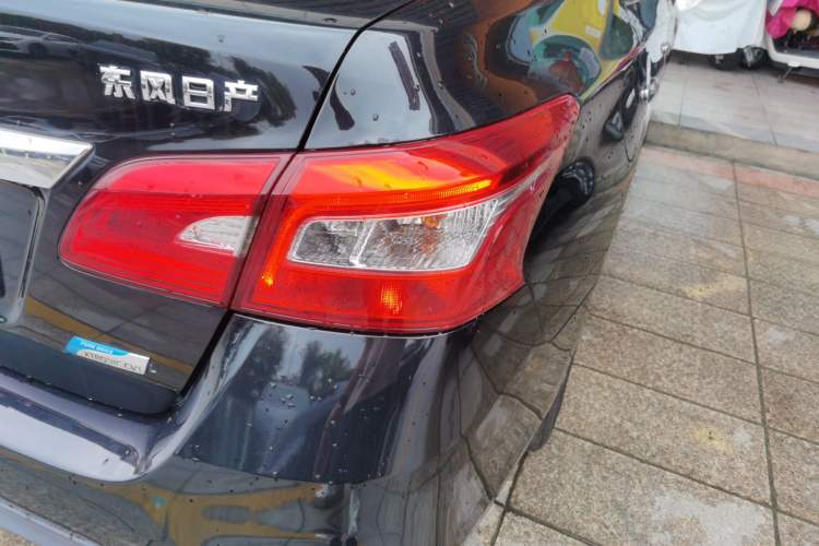 Used Nissan Sylphy 2019 1.6XV CVT Smart Connect Luxury Edition China VI Standard Exterior 1