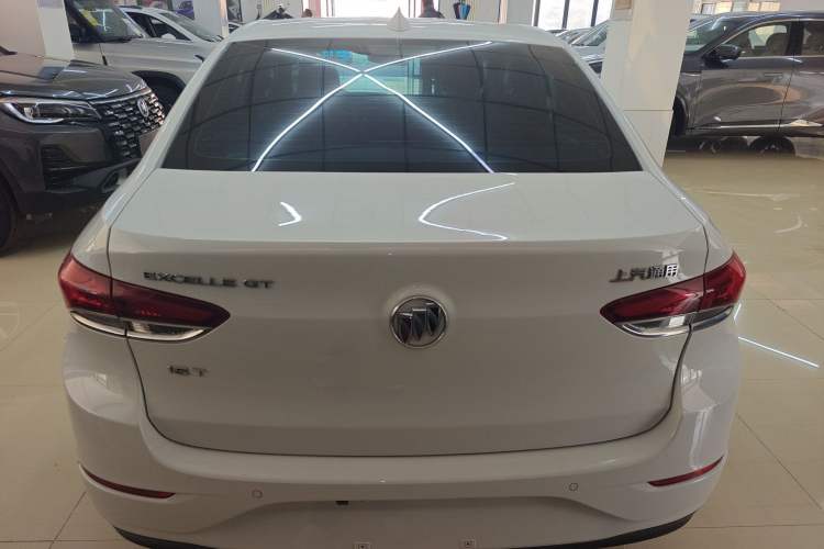 Used Buick GT 2018 15T Manual Elite Version China V Standard
