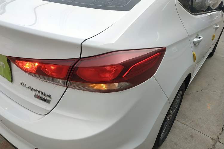 Used Hyundai Elantra (6th Generation / Lingdong) 2016 1.4T Dual-Clutch Xuan Dong · Dynamic Version Right Rear Taillight