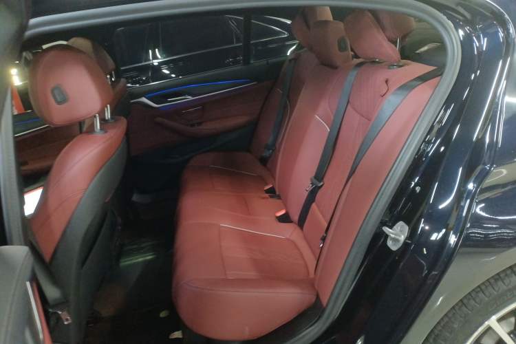 Used BMW 5 Series 2023 530Li Leading Model M Sport Package
