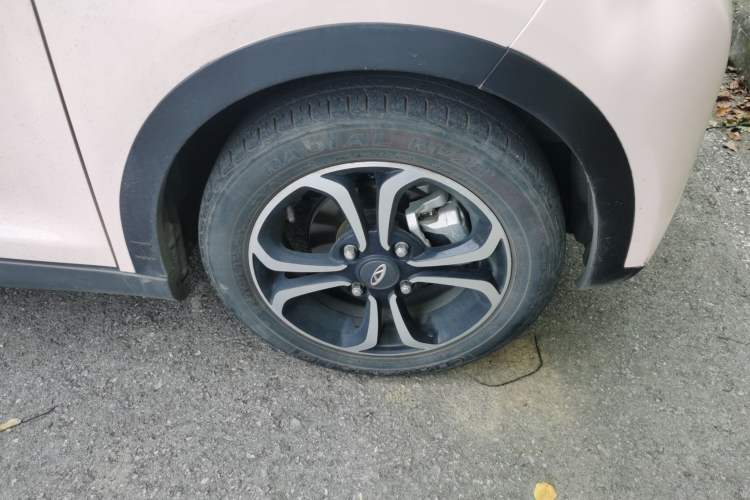 Used Chery QQ Little Ant 2022 Me 301km Rococo Lithium Iron Phosphate