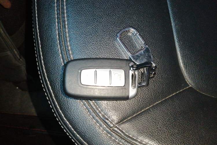 Used Kia Sportage R 2014 2.0L Automatic Two-Wheel Drive DLX