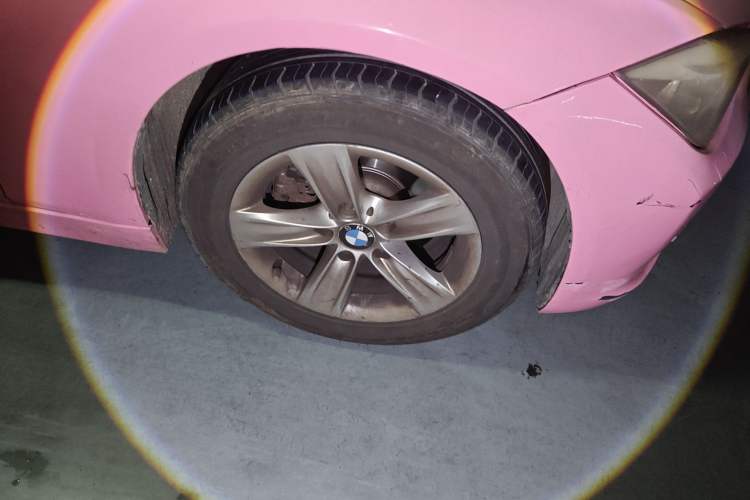 Used BMW 3 Series 2013 320i Sport Edition Right Front Wheel Hub