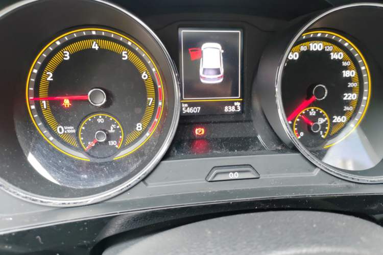 Used Volkswagen Tiguan L 2020 330TSI Automatic Two-Wheel Drive Smart Luxury Edition China VI Standard
