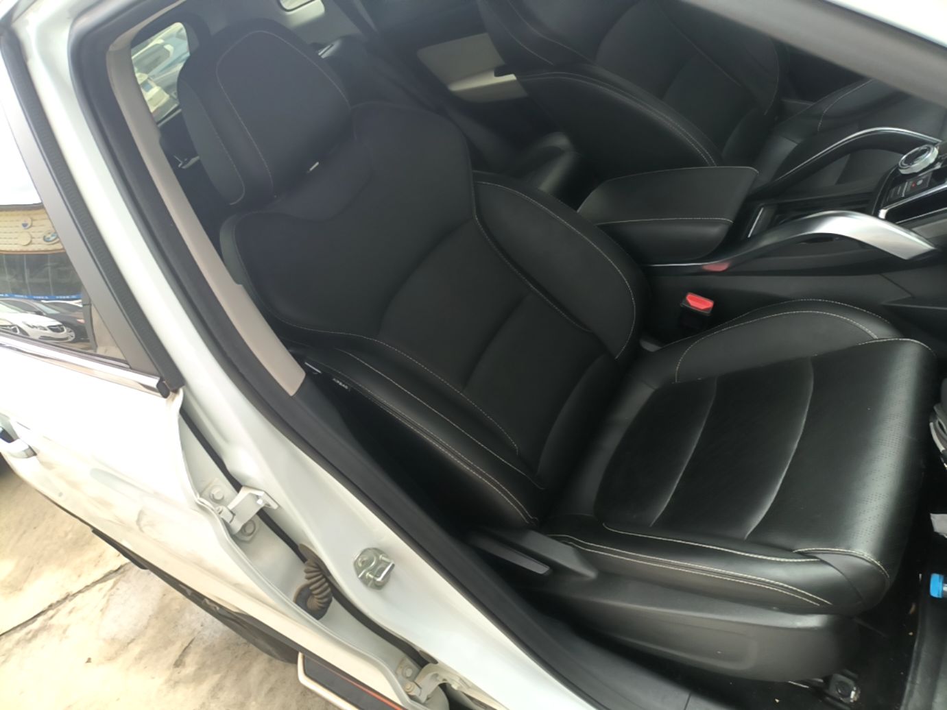 Geely Auto Emgrand X7 Sport 2022 Boyue X 1.8TD DCT Smart Model — снимка 19