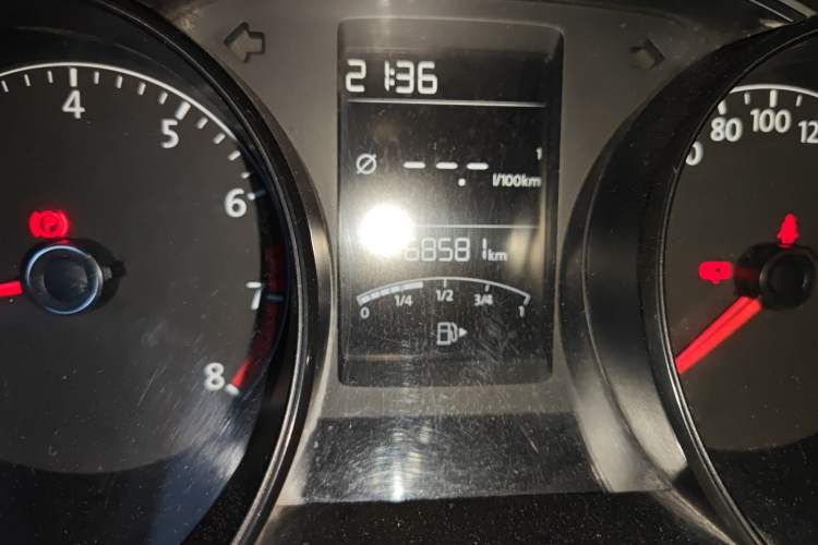 Used Volkswagen Lavida 2017 1.6L Manual Fashion Edition
