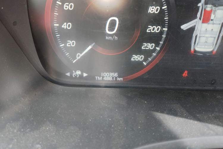 Used Volvo XC90 2015 T6 Zhiya Edition 7-seater Odometer Close Up