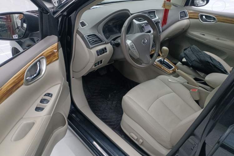 Used Nissan Sylphy 2014 1.6XV CVT Deluxe Edition