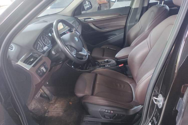 Used BMW X1 2016 sDrive18Li Luxury Model
