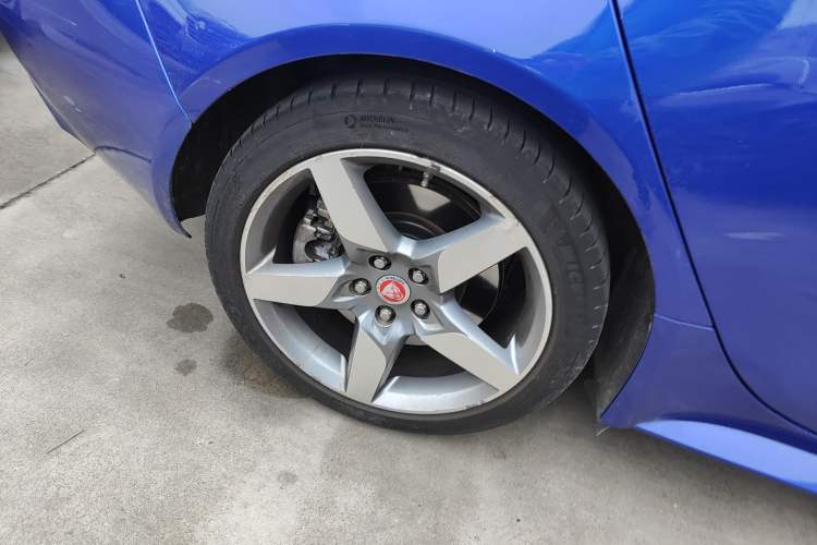 Used Jaguar XE 2018 2.0T 250 PS Two-Wheel-Drive R-Sport Sport Edition