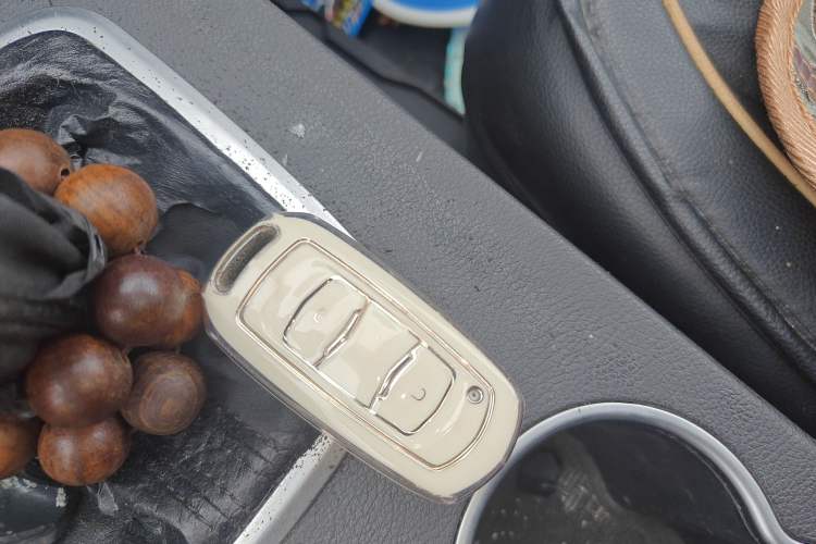 Used Geely Auto Vision X6 2016 1.8L Manual Luxury Model