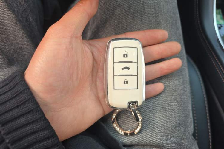 Used CHANGAN Eado 2018 1.6L GDI Manual Trendy Model China V Standard Vehicle Key