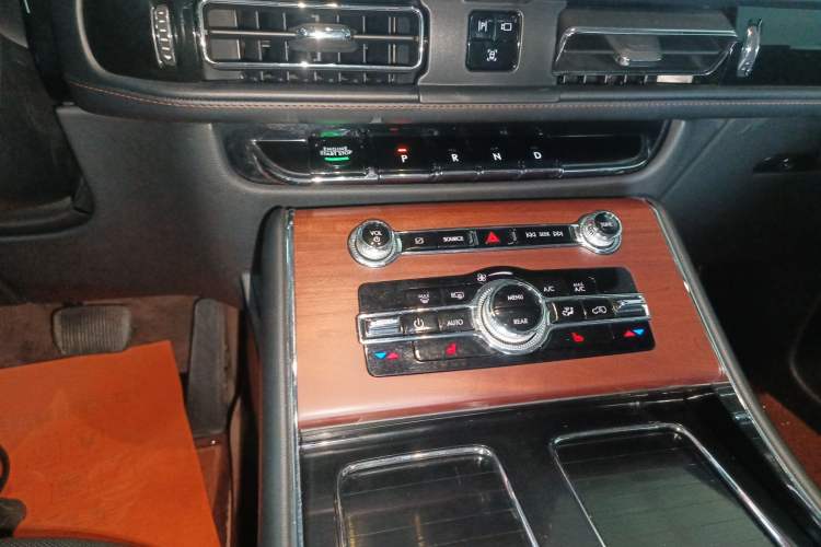 Used Lincoln Aviator 2023 3.0T V6 Four-Wheel Drive Luxury Cruise Version Six Seats