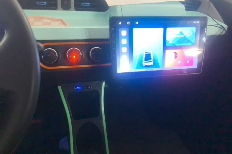 Used Wuling Hongguang MINIEV 2020 Enjoyment Model Lithium Iron Phosphate Audio And AC Panel