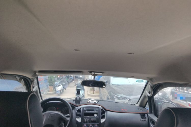 Used FORTHING Lingzhi 2015 V3 1.5L 7-seat Standard Model