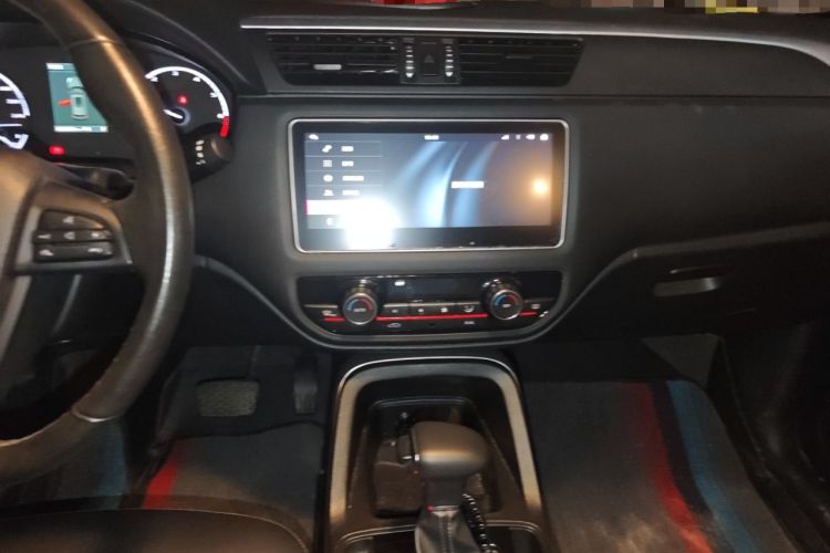 Used Qoros 5 2018 Revised Version 1.6T Automatic Leading Edition
