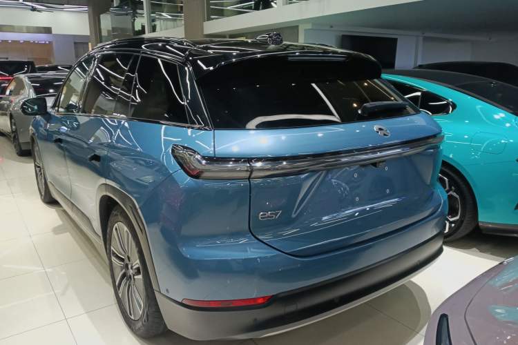 Used Nio ES7 2022 75 kWh Left Side