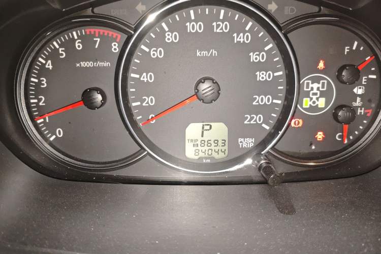 Used Mitsubishi Pajero Sport 2013 3.0L Automatic 4x4 Flagship Edition Instrument Cluster