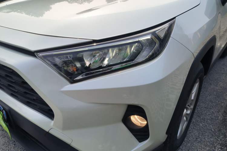Used Toyota RAV4 2021 2.0L CVT Two-Wheel Drive Urban Edition
