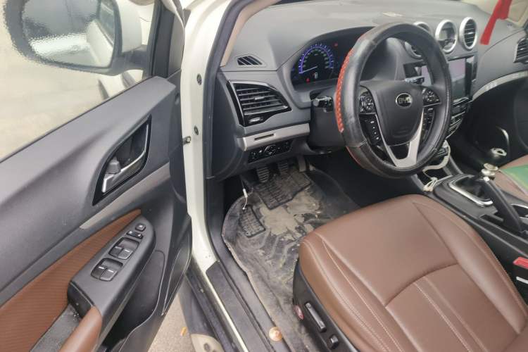 Used BYD S7 2016 1.5T Manual Luxury Edition Driver Seat