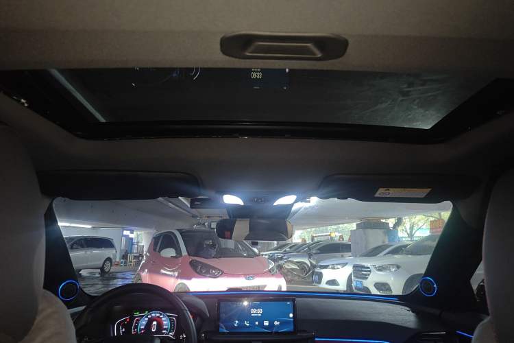 Used Dongfeng Aeolus Yixuan 2021 230T Automatic Dream-Chasing Rider Edition Headliner