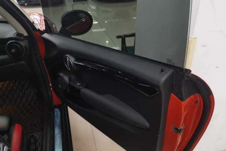 Used MINI MINI 2018 1.5T COOPER Classic Edition