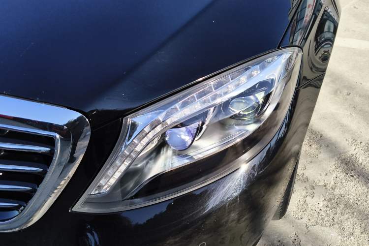 Used Mercedes-Benz S-Class 2017 S 320 L Business Model Left Front Headlight