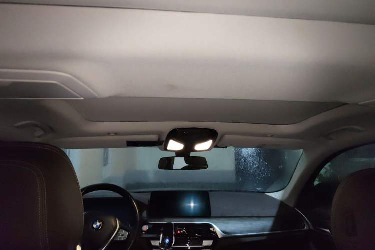 Used BMW 5 Series 2022 Updated 530Li Leading Edition Luxury Package Headliner