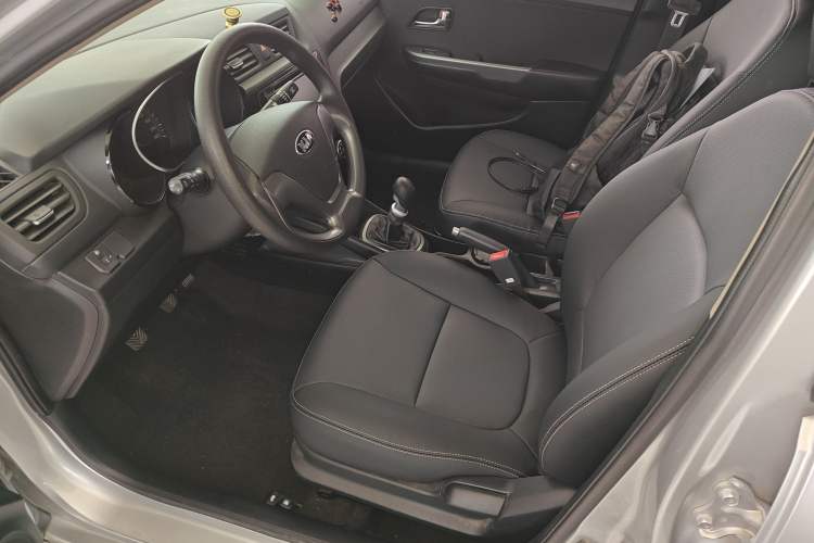 Used Kia K2 2015 Sedan 1.4L MT GLS