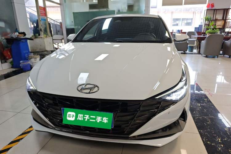 Used Hyundai Elantra 2022 240TGDi DCT LUX Prestige Edition
