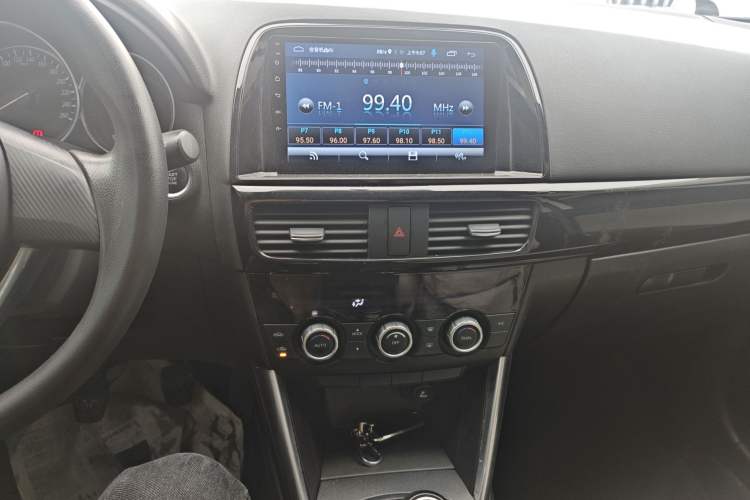 Used Mazda CX-5 2015 2.0L Manual Two-Wheel Drive Comfort Version Audio And AC Panel