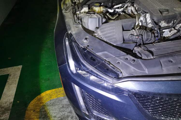 Used Cadillac CT5 2021 28T Luxury Model Right Front Headlight