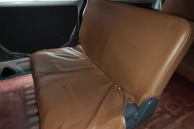 Used Wuling Zhiguang 2013 1.0L Practical Version