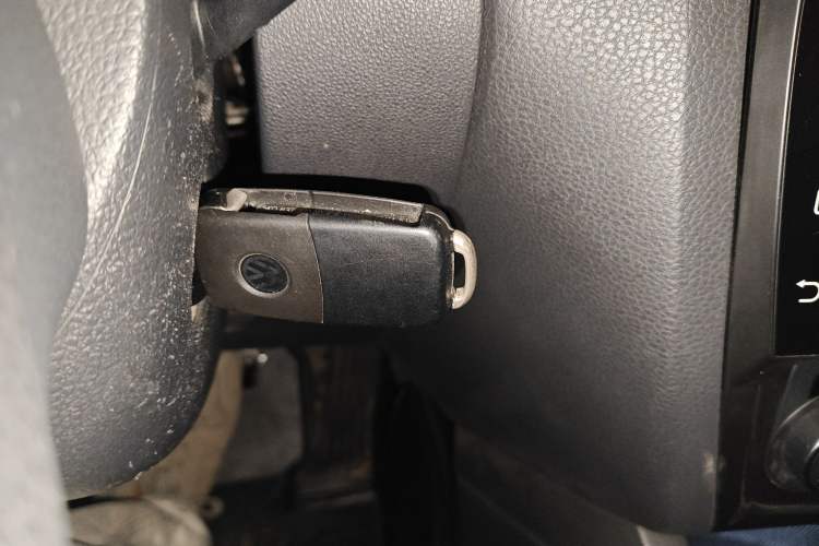 Used Volkswagen Sagitar 2014 1.4TSI Automatic Luxury Model Vehicle Key