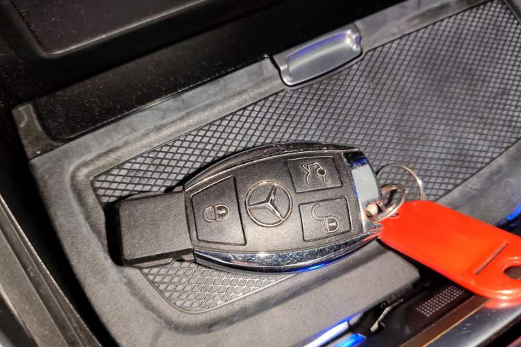 Used Mercedes-Benz S-Class 2016 S 320 L Luxury Model Vehicle Key