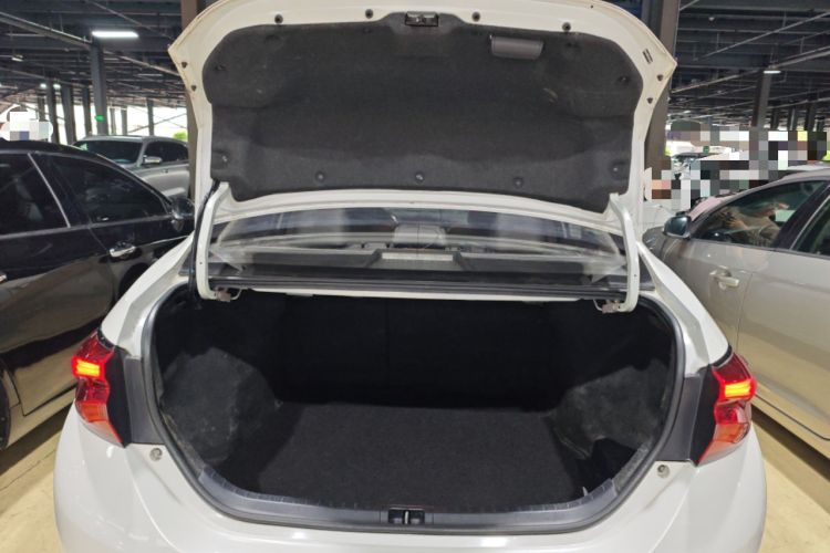 Used Toyota Levin 2017 Revised 185T CVT Elite Edition China V Standard Trunk