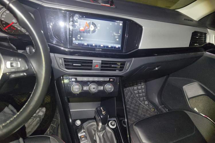 Used Volkswagen Tayron 2019 330TSI Two-Wheel Drive Luxury Model China VI Standard