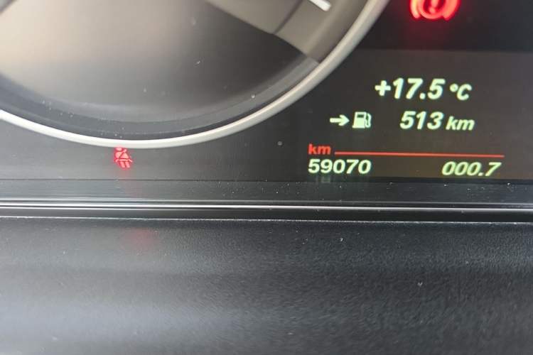 Used BMW 3 Series 2015 320Li Luxury Design Package
