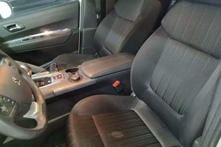 Used Peugeot 3008 2016 1.6THP Automatic Classic Edition