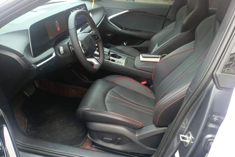 Used MG 7 2023 1.5T DCT Luxurious Supreme Edition