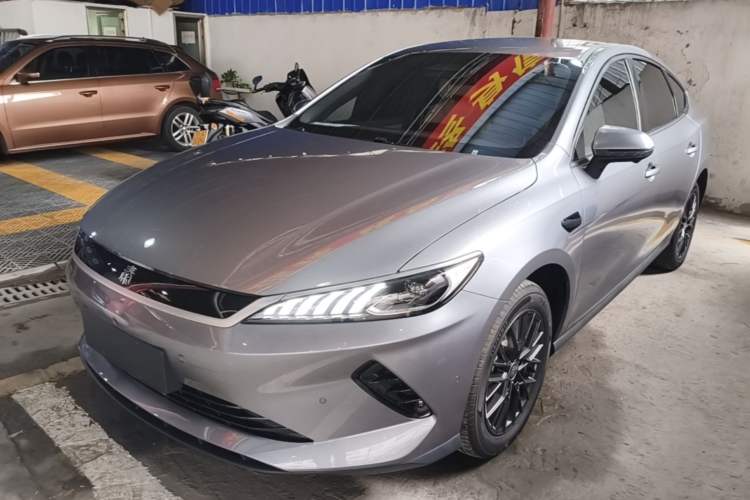Used BYD Qin PLUS 2025 EV Smart Drive Edition 420KM Leading Model